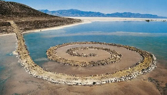 Eco-Friendly Land Art -